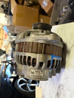Nissan OEM Alternator 23100-CD010 12V