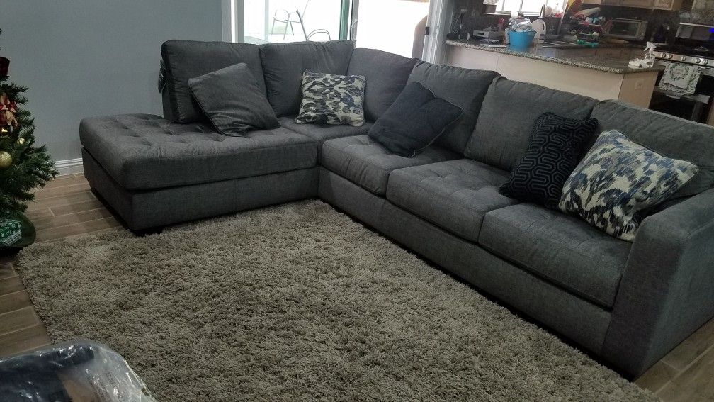 Sectional Sofa