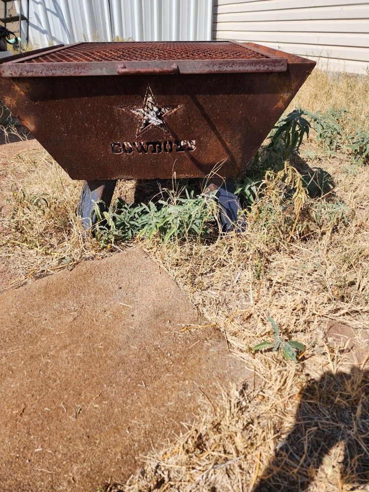 Dallas Cowboys Fire Pit