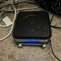 GPX CD and Radio Micro Hi-fi System With Speakers