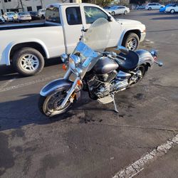 2004 Yamaha V-star classic