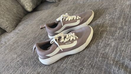 Vans woman’s