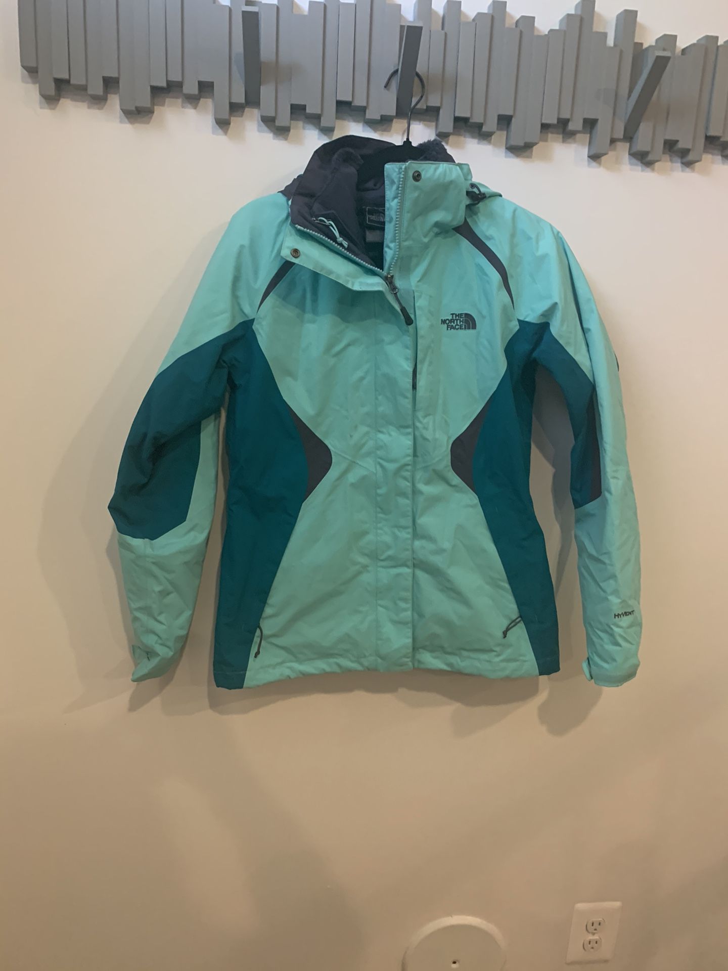 Ladies size small North Face 3-1 ski jacket