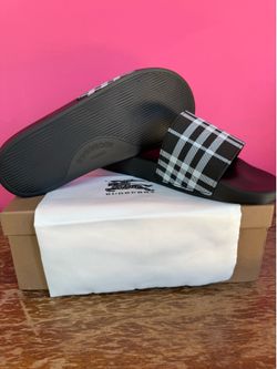Burberry slides