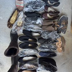 Women's shoes in a variety of styles and sizes 8 to 9, including a 8.5. (19 pairs)