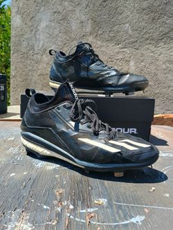 Under Armour Baseball Cleats Size 11