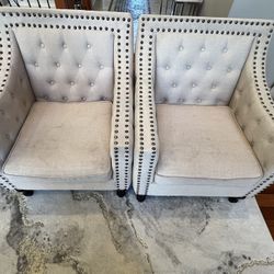 Accent Chairs