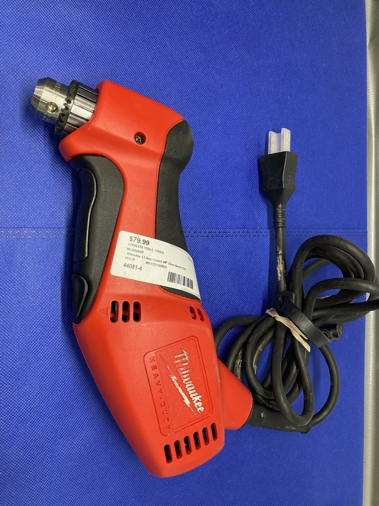 Milwaukee (0370-20) 3.5 Amp Corded 3/8" Close Quarter Drill