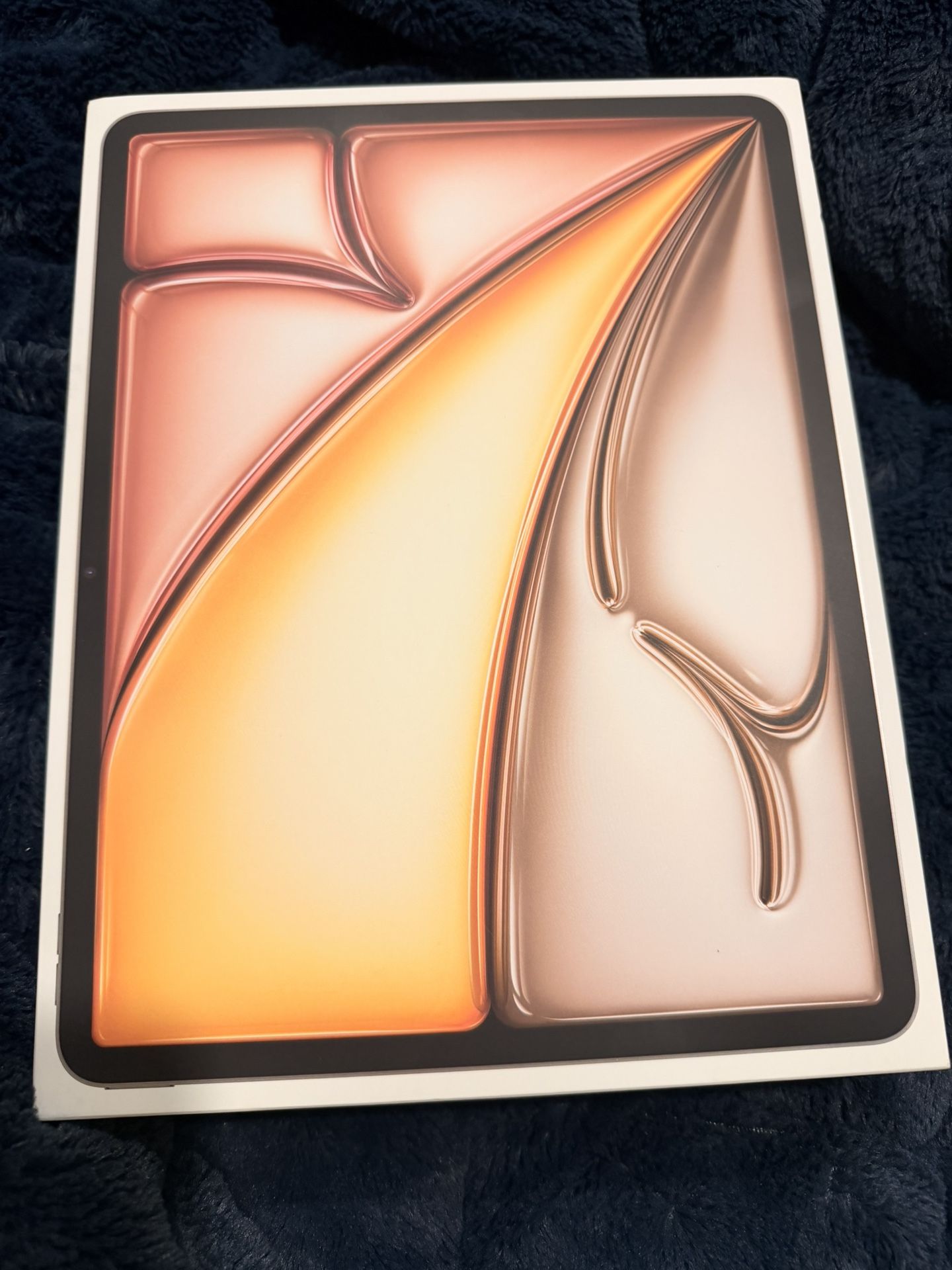 Apple iPad Air 13-inch LTE 128GB  *UNLOCKED*