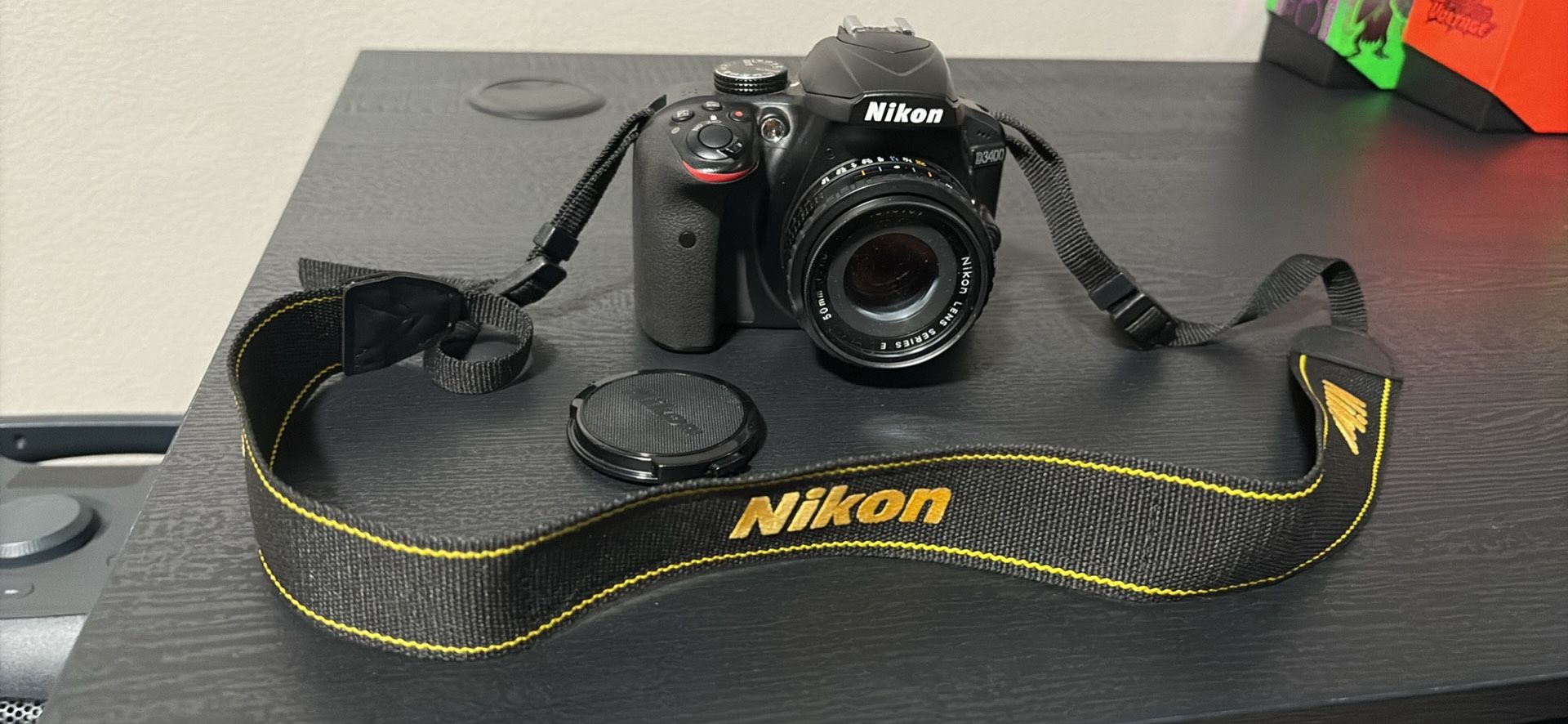Nikon D3400 Digital Camera plus Lenses 