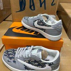 Travis Scott Size 11 