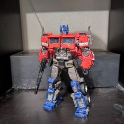 Transformers Studio Series 38 Optimus Prime