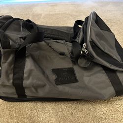Protege nylon multipurpose luggage/gym bag