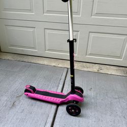 Yvolution Glider XL Adjustable Customizable 3 Wheeled Youth Scooter, Pink