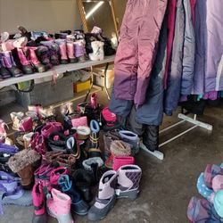 Going To The Snow Tm I Have Pants Boots  15.00 Each  Gloves ,Adults 10 N 7 N 5 Stop By