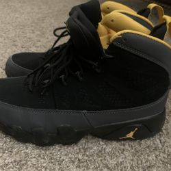 Very Good Shoes