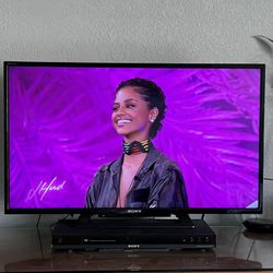 Sony Bravia 32” TV. Excellent Condition. Free Fire Stick With Purchase 