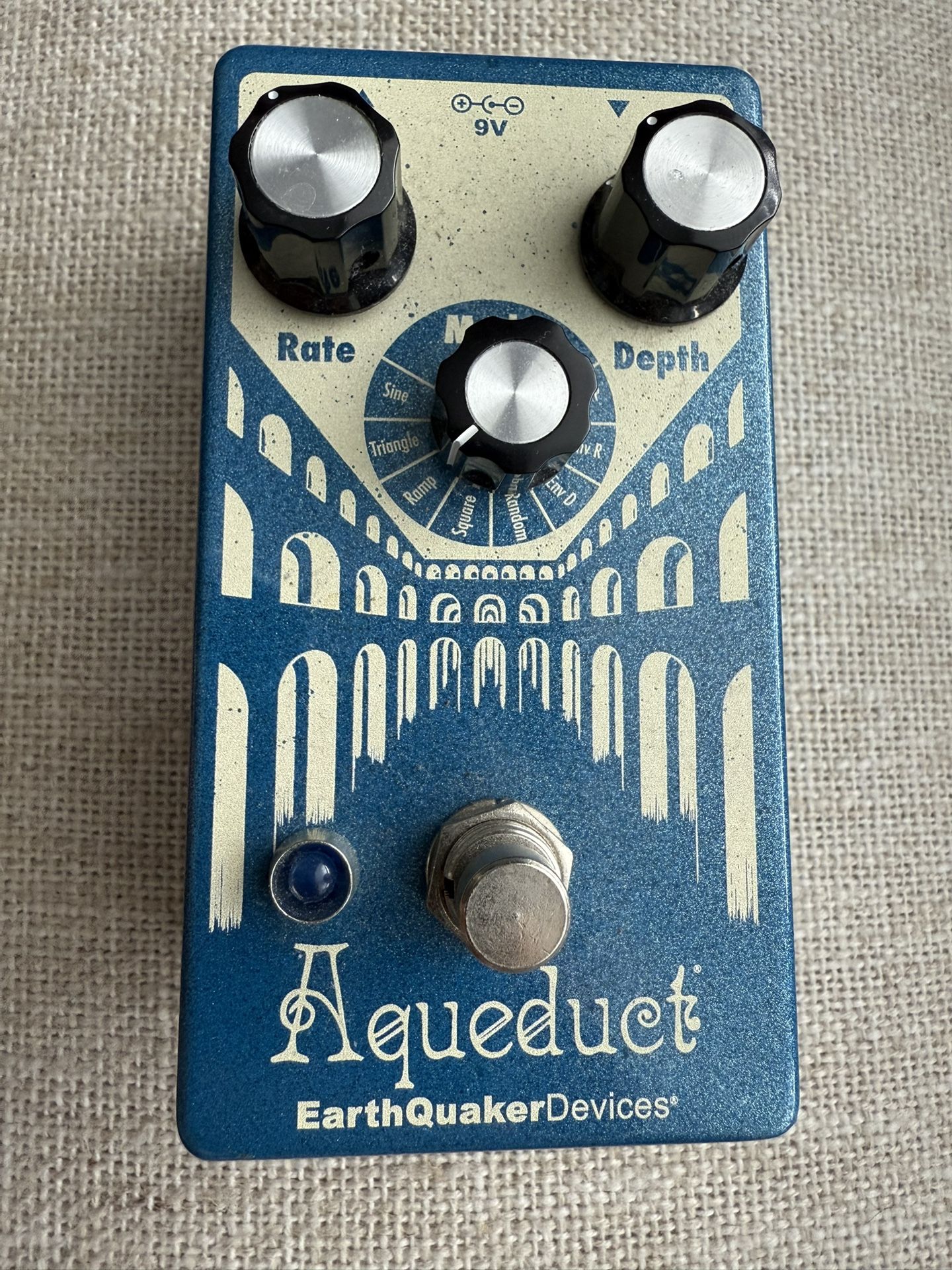 EarthQuaker Devices Aqueduct Guitar Effects Pedal