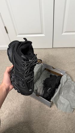 Balenciaga Tracks