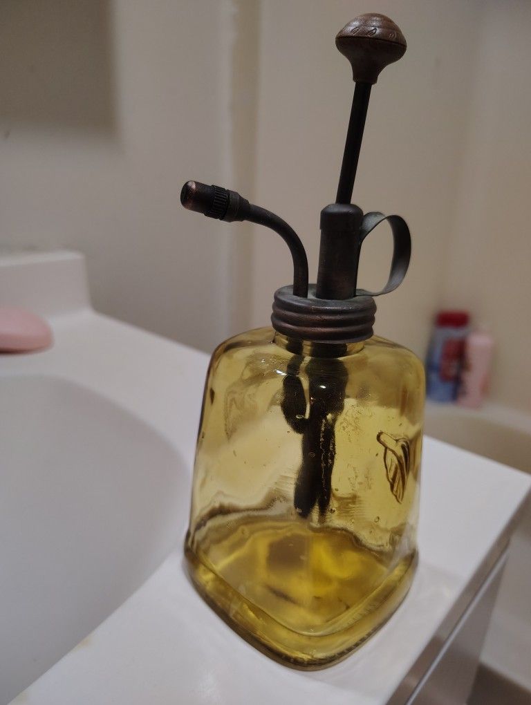 Antique Spritzer
