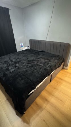 King size bed