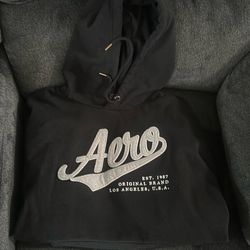 Men’s hoodie size large. Pick up. Read description