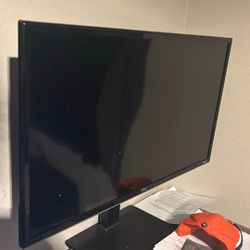 Move Out Sale  Everything Must Go 