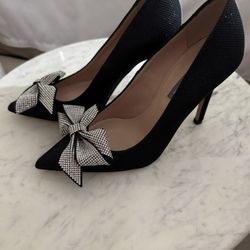 SJP Black Pump With Bow Size 35.5