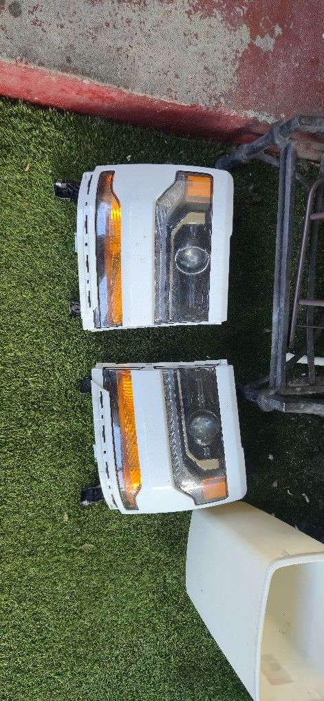 2016-2018 OEM Chevy Silverado Headlights, Tail Lights, White Power Mirrors
