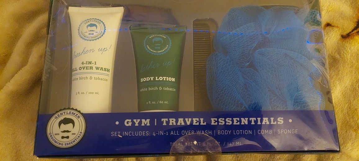 Men's grooming kit