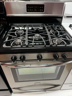 Stove Frigidaire