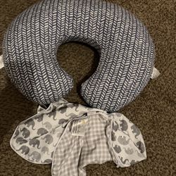 Boppy Pillow With Extra Cover