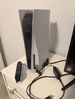 Sony PlayStation 5 Disc Edition Console & PS Acc