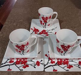 Set Of 9 Indonesian Conventry Makayla porcelain dinning ware.  2 soup bowls(1 cost $30) 3 coffee mugs/ 4 salad plates 8"