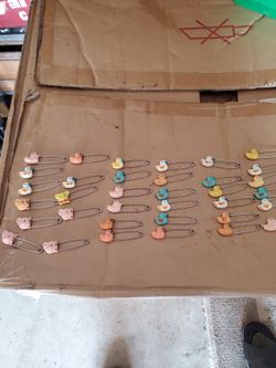 Vintage Baby Diaper Duck And Bear Pins