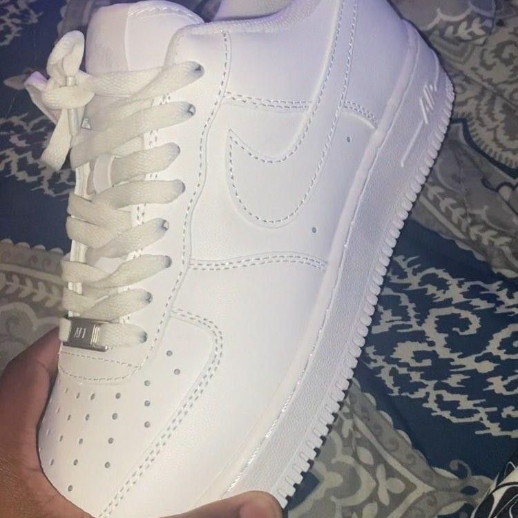 AF1 