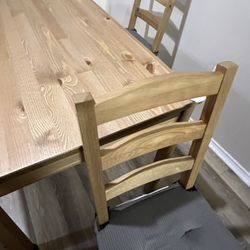 IKEA Dining Table With Chairs