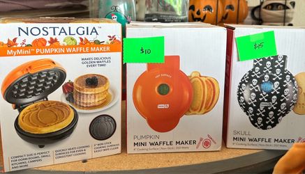 New Dash Mini Waffle Maker