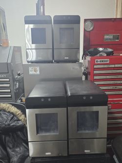 Gevi Nugget Ice Makers Black/ aluminum With New Pump and Cleaned Water Line So separate? #723