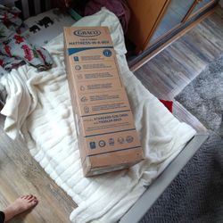 Graco Mattress In a Box. BRAND NEW 
