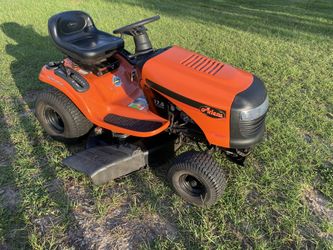 2015 Ariens 17.5 HP 42 Cut Riding Mower for Sale in Seffner FL