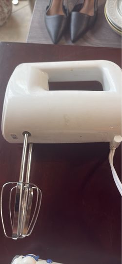 White Electric Hand Mixer