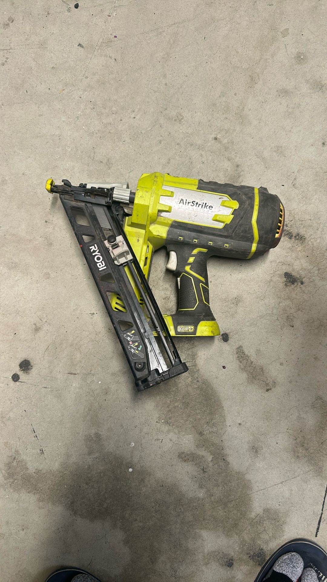 Ryobi 15ga Nailer