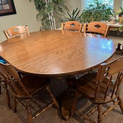 S Bent & Bros - Dining Table, Six chairs & Hutch 