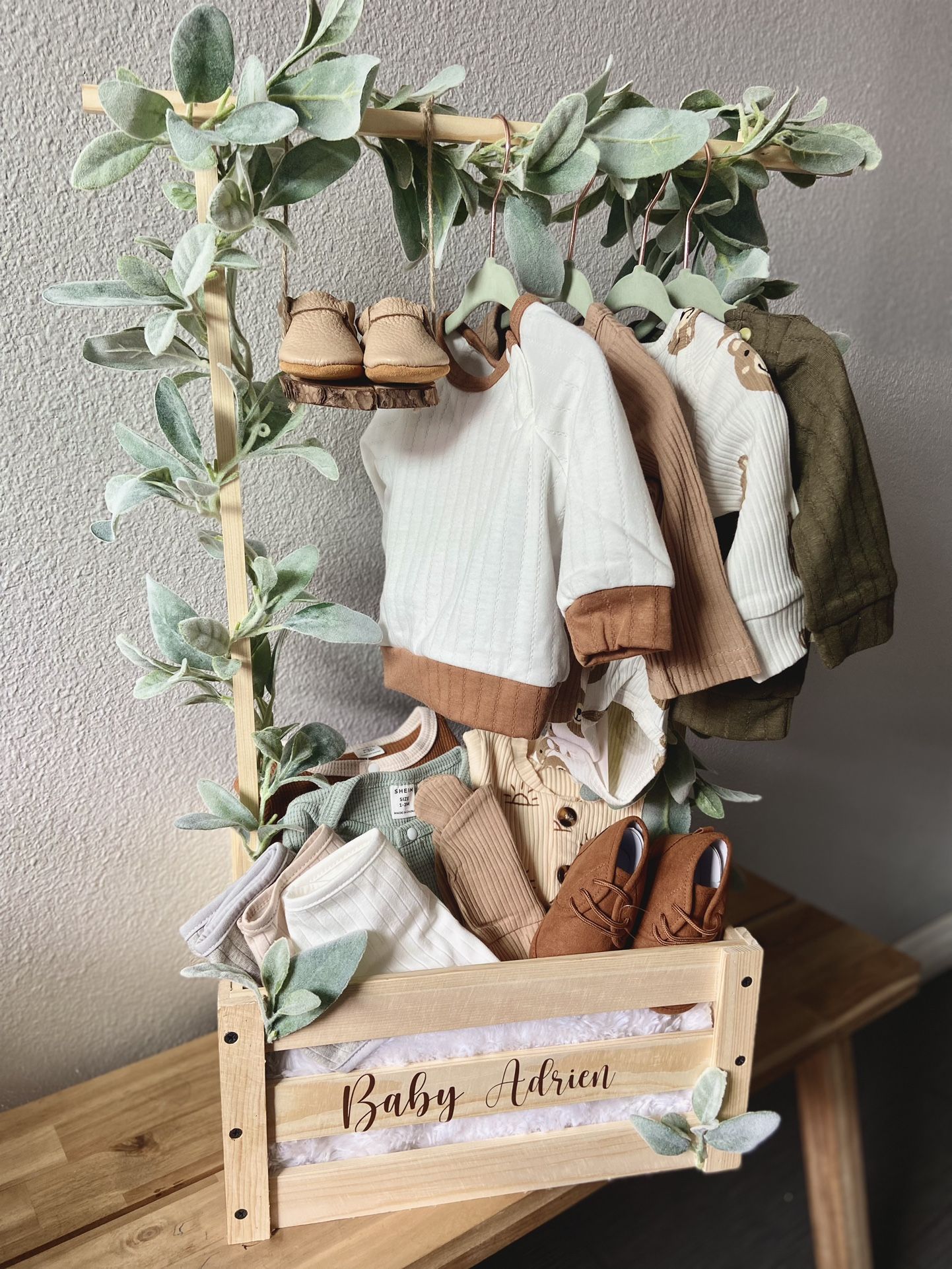 Baby Closet Crate / Baby Gift / Baby Shower Gift / Baby Wardrobe Gift