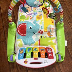 Fisher-Price Baby Playmat Deluxe Kick & Play Piano Gym