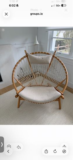 Circle chairs x2 HD buttercup Hans Wegner reproduction.