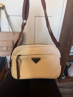 Cream and brown shoulder bag
