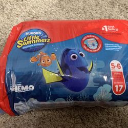 Little swimmers size 5-6