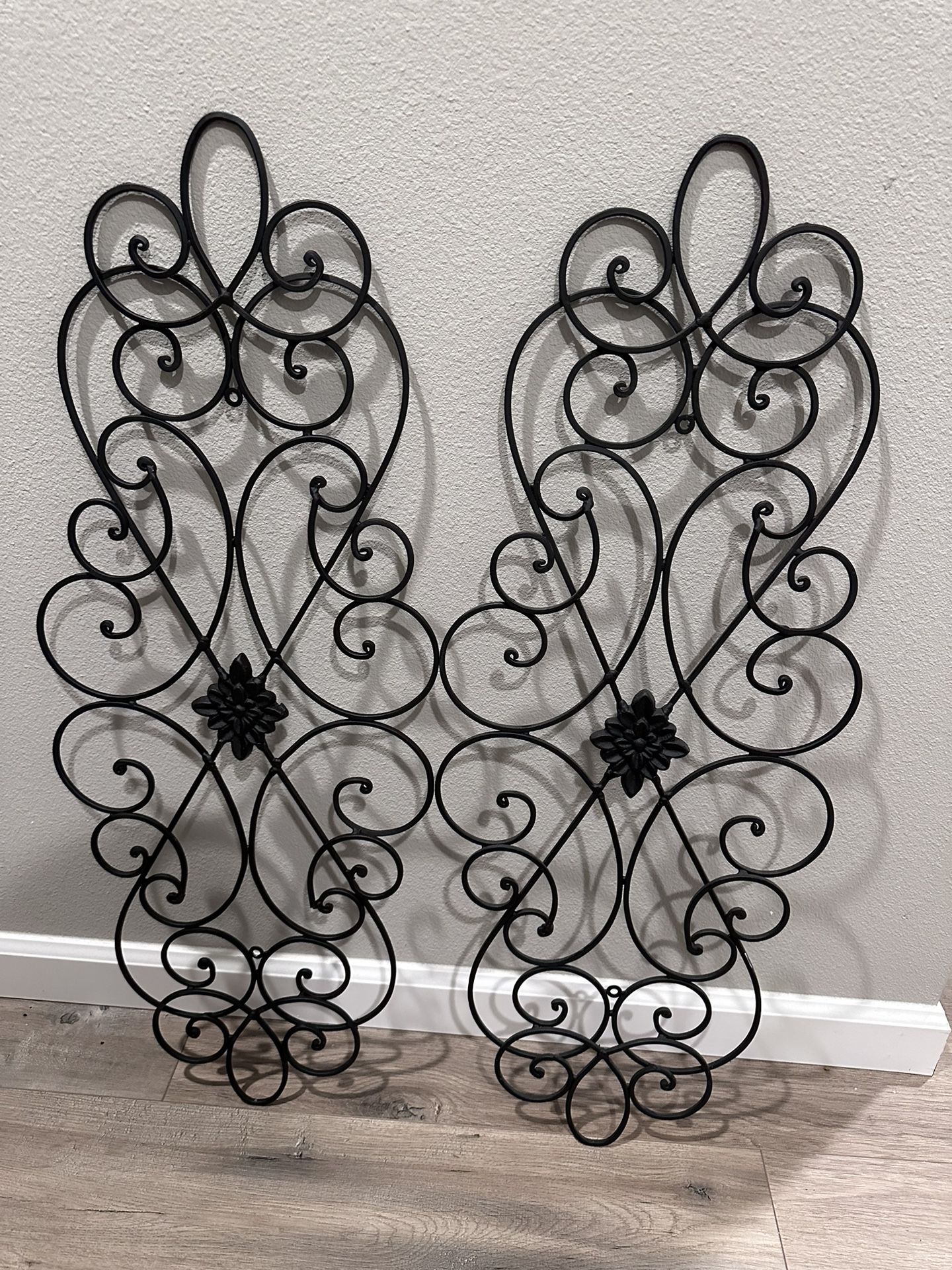 Metal Abstract Wall Decor